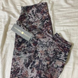 Floral Print Athletic Leggings NWT Size M
